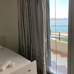 Henfjor & * Saranda
