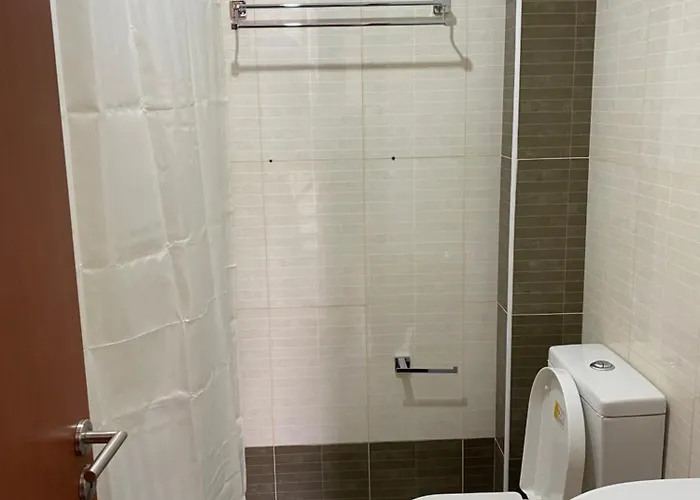 Henfjor & * Sarandë